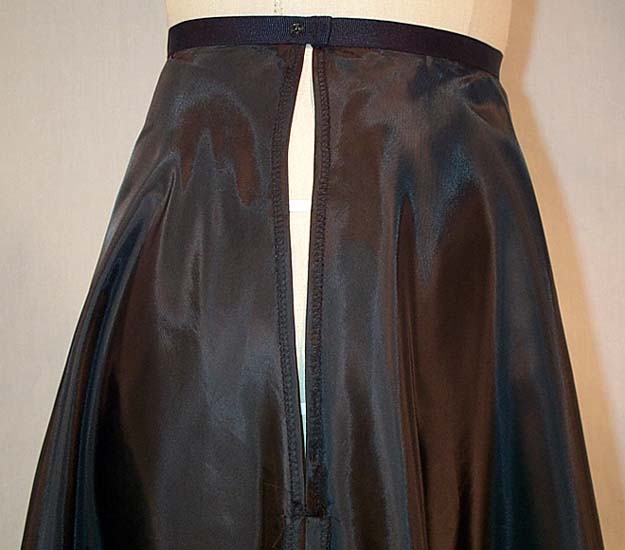 Half Circle Skirt Removable Lining Detail