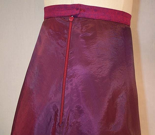 Quarter Circle Skirt Inside Zipper in Iridescent Linen