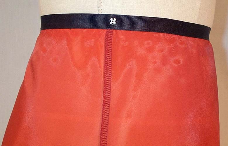 Quarter Circle Skirt Removable Lining Detail